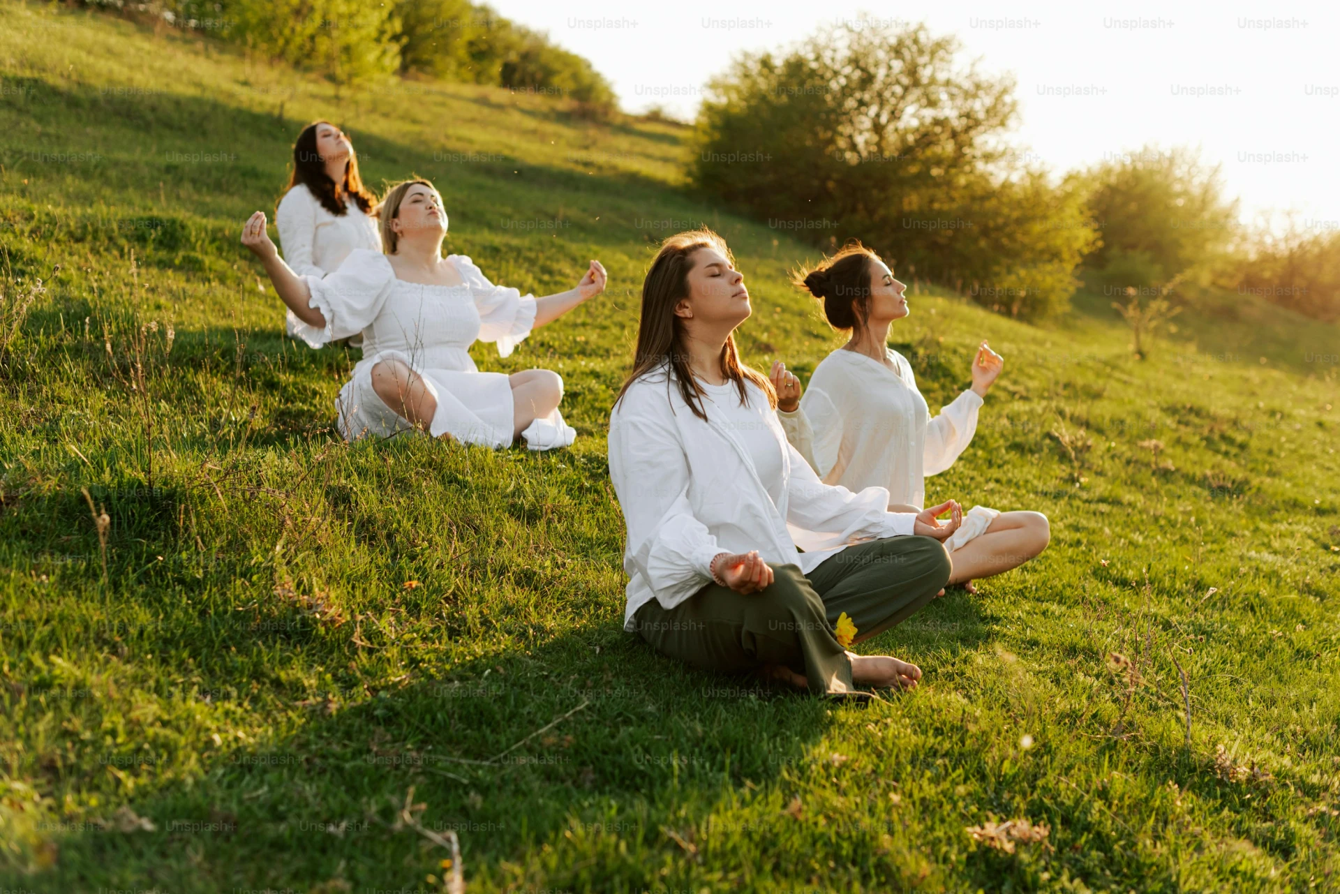 Women sitting in the ground